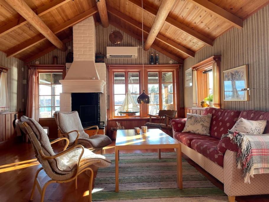 Lake Lodge Roennaes 렉산드 외부 사진